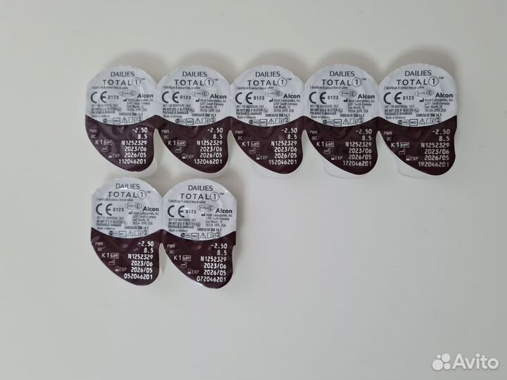 Линзы контактные однодневные dailies total -2.5
