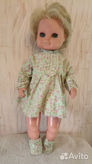 Кукла с грампластинками гдр времен СССР