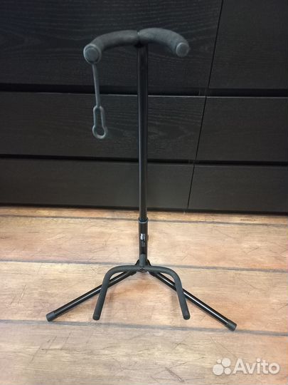 Гитарный стенд Clifton