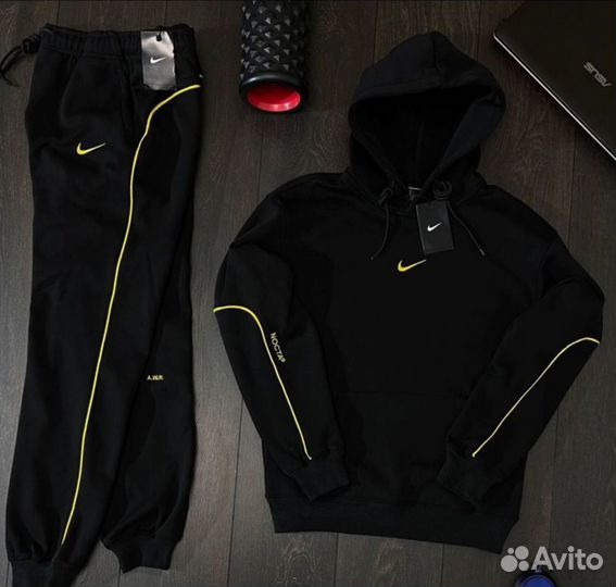 Спортивный костюм nike nocta