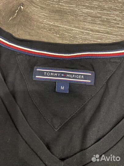 Tommy hilfiger футболка