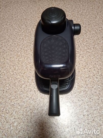 Продам кофеварку DeLonghi