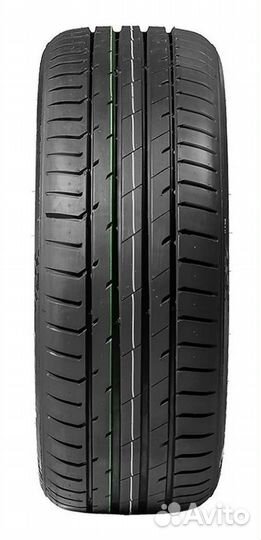 Delinte DS7 Sport 215/45 R17 91Y