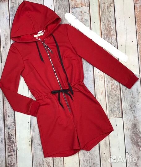 Комбинезон женский новый в наличии