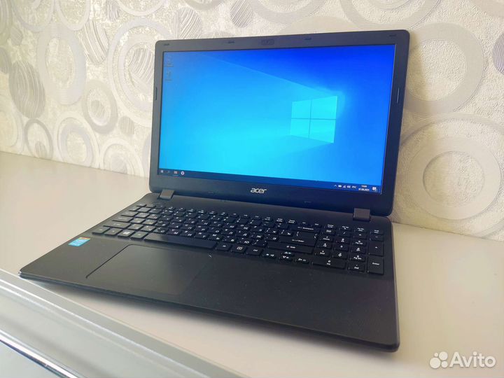 Ноутбук Aser i3/8gb/ssd256