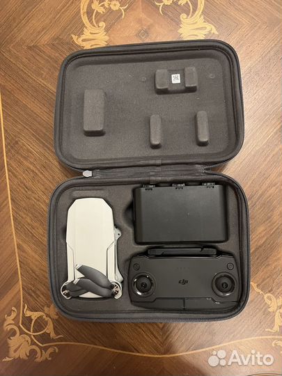 Квадрокоптер dji mavic mini combo