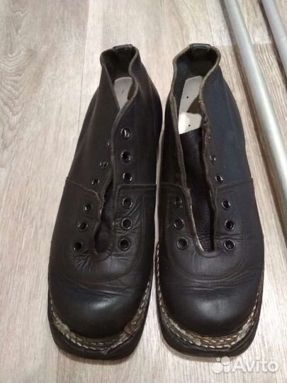 Ботинки лыжные р 34-35