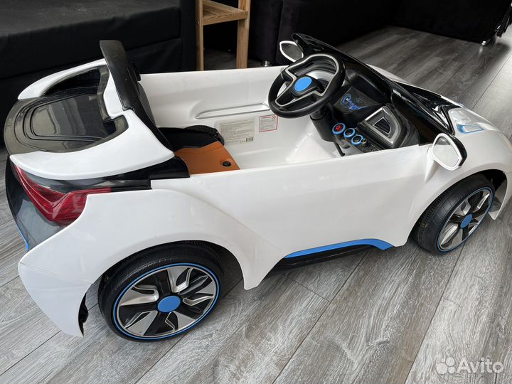 Электромобиль детский BMW i8