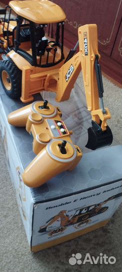 Трактор JCB игрушка на р.у