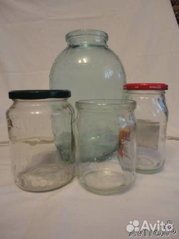 Продаю 3-х литровые банки 50 штук