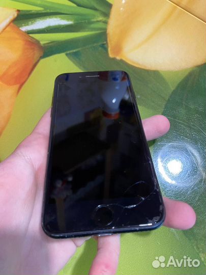 iPhone 7, 32 ГБ