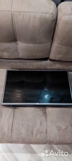 Телевизор LG 32 SmartTV