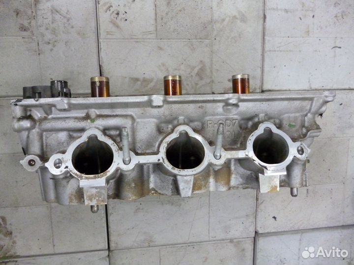Головка блока цилиндров правая Infiniti Fx S50