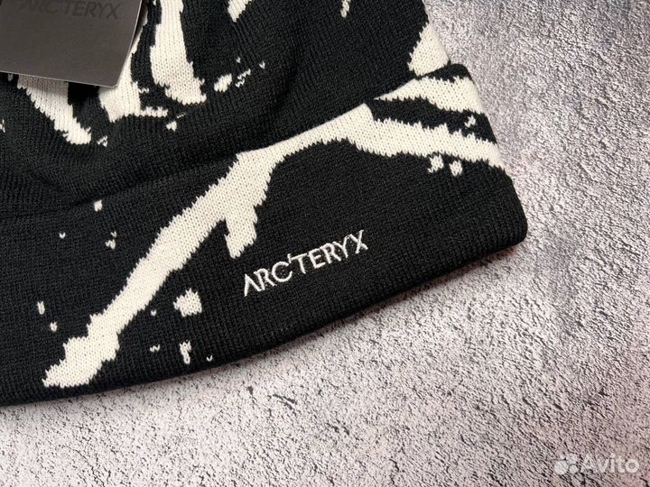 Шапка Arcteryx black & white 2024 новинка
