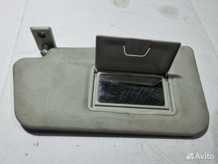 Солнцезащитный козырёк, Nissan Micra