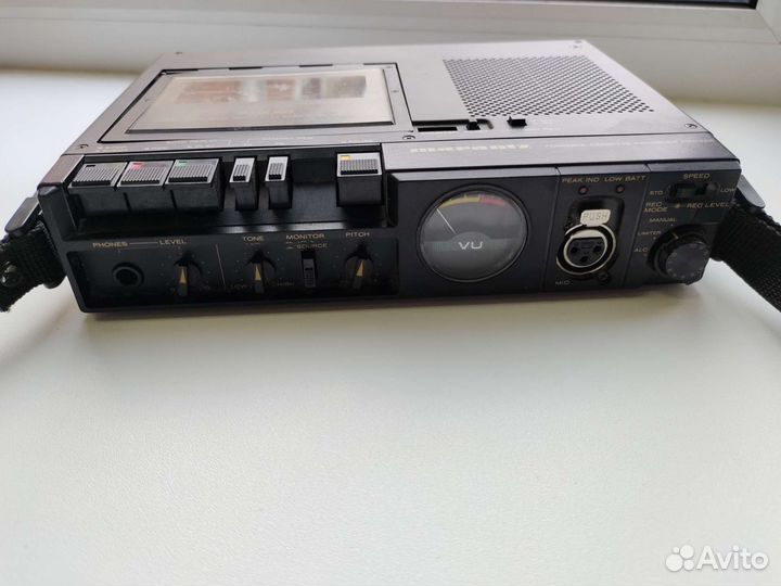 Кассетный диктофон