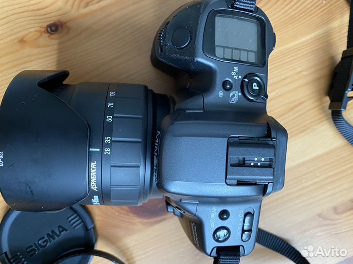 Зеркальный фотоаппарат Minolta Dynax500si