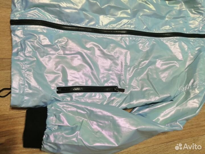 Ветровка для девочки