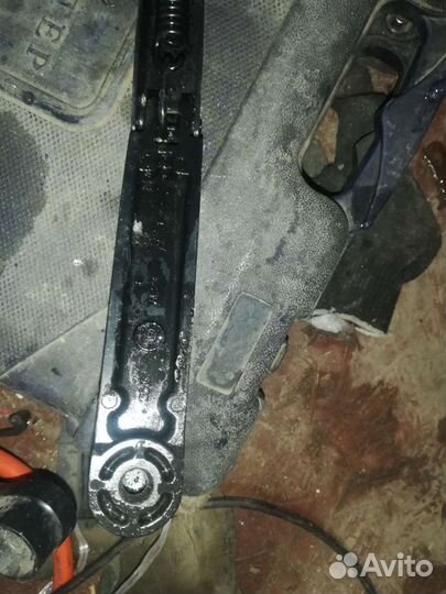 Поводок дворника Шкода октавия 3 а7
