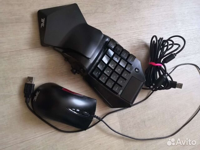Игровая мышь и кейпад Hori tac pro