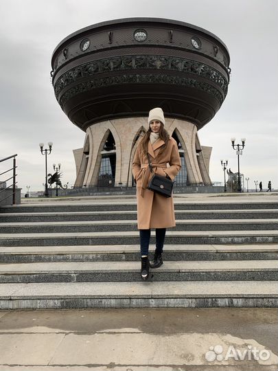 Пальто шерстяное