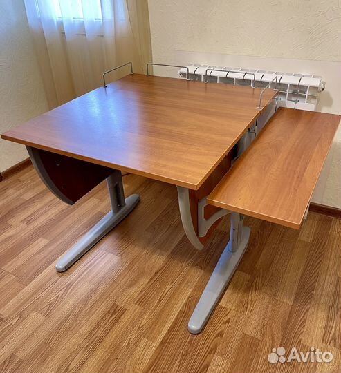 Стол растущий учебный Дэми для школьника до 165см