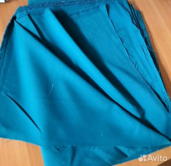 Отрез вискозного крепа 2,5 метра