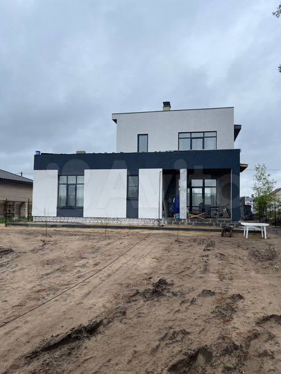 Дом 260 м² на участке 8 сот.