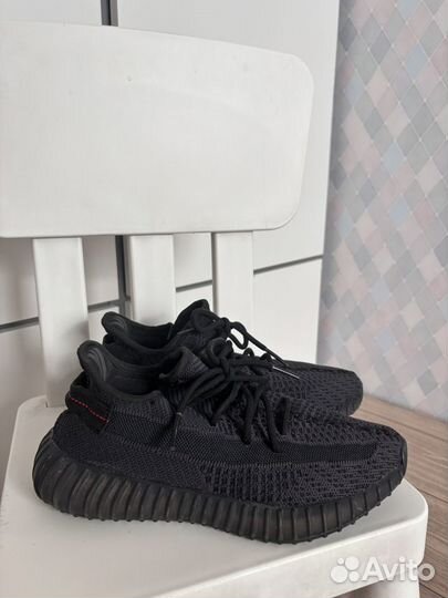 Кроссовки adidas yeezy boost 40