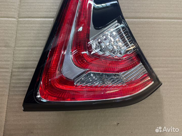 Задний фонарь Nissan Murano Z52