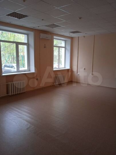 Свободного назначения, 680 м²