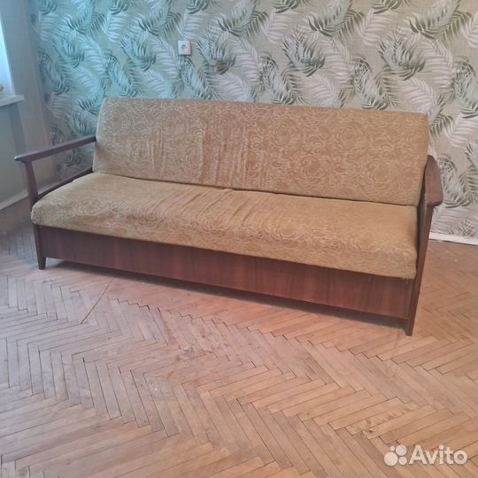 Диван СССР винтаж под реставрацию