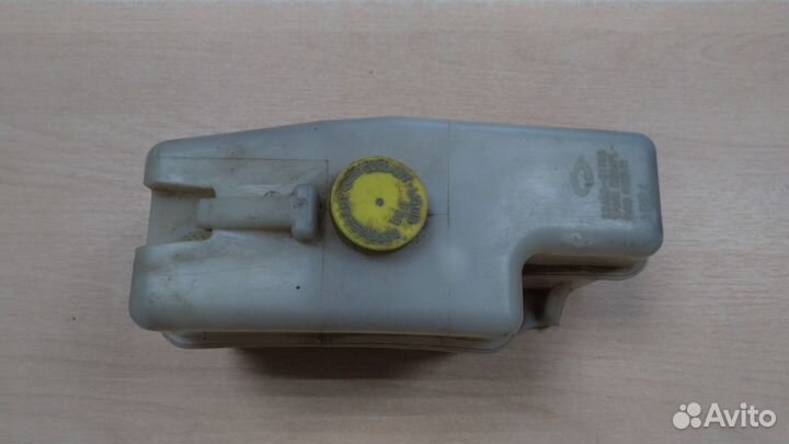 Бачок расширительный Nissan Almera Classic B10