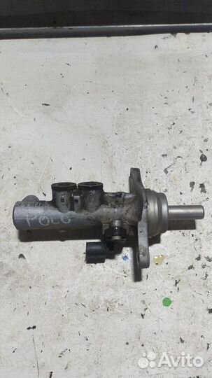 Цилиндр тормозной главный Фольксваген Поло Седан