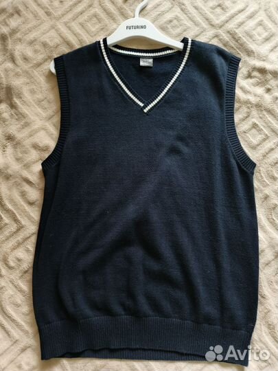 Лонгслив для мальчика 158, жилет