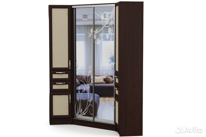 Угловая прихожая-купе 