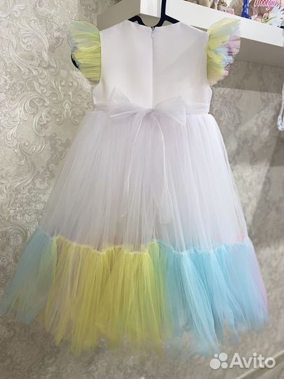 Нарядное платье для девочки