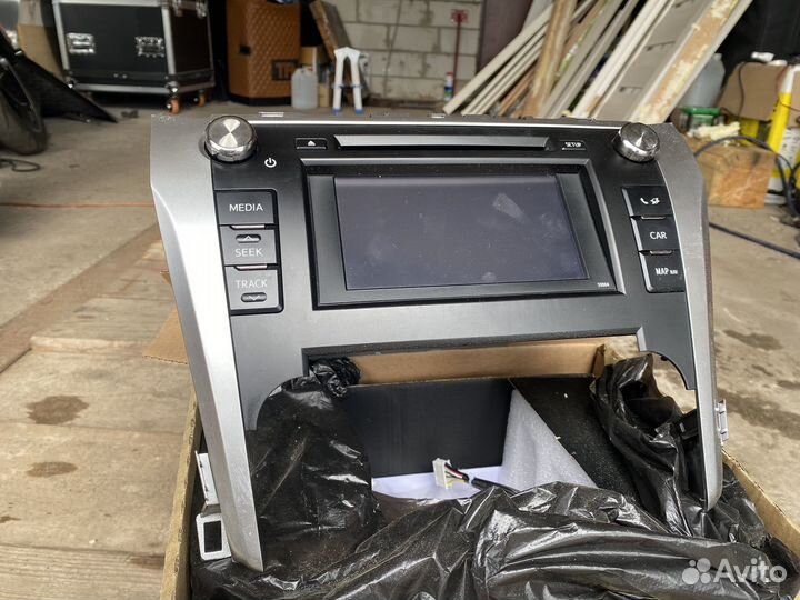 Магнитола оригинал Toyota Camry 50