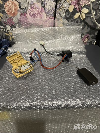 Датчик уровня топлива в баке на mercedes GL