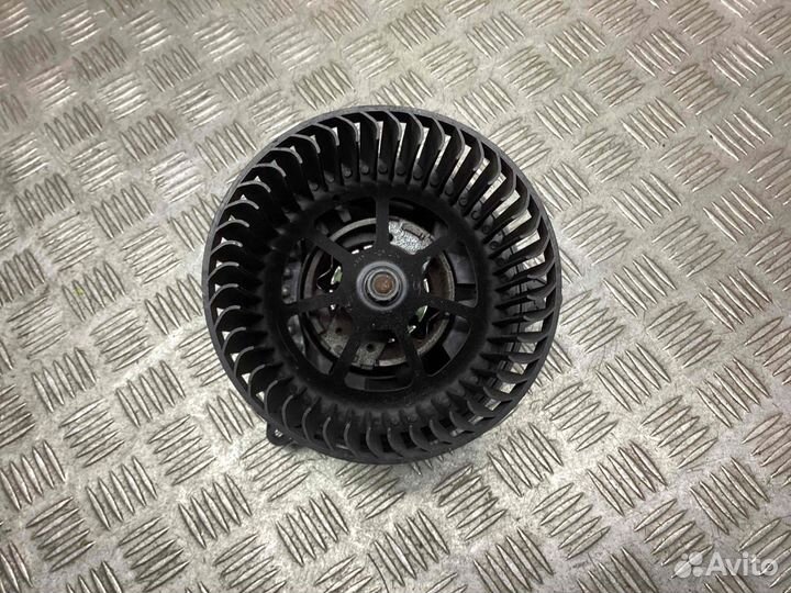 Моторчик печки Ford Mondeo