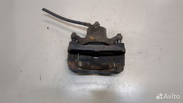 Суппорт Nissan Pulsar, 2015