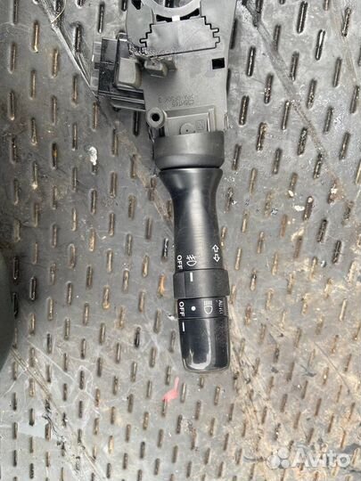 Подрулевые переключатели,Пара Toyota Crown S200