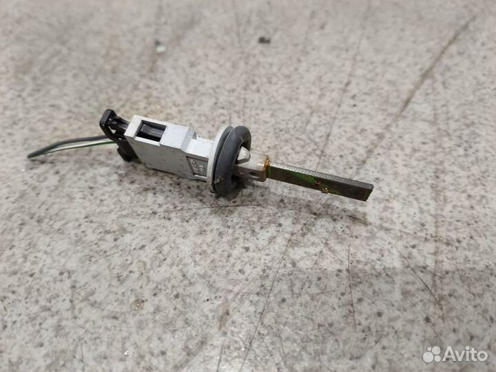 Датчик температуры + фишка для VW Passat CC