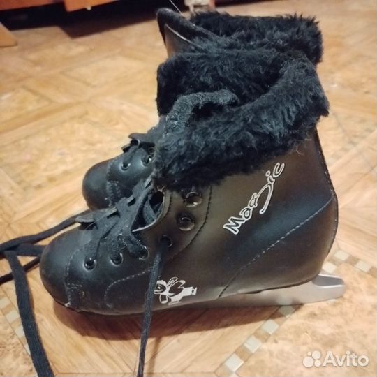 Коньки детские