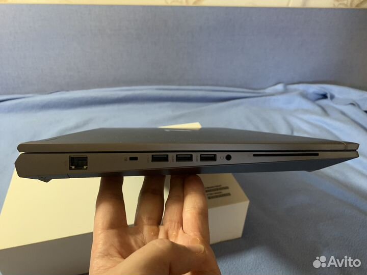 Hp zbook fury 17 g8 A2000 32gb 512
