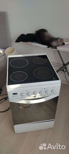 Плита индезит электрическая стеклокерамика