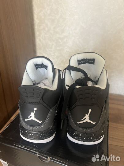 Кроссовки nike air jordan retro 4