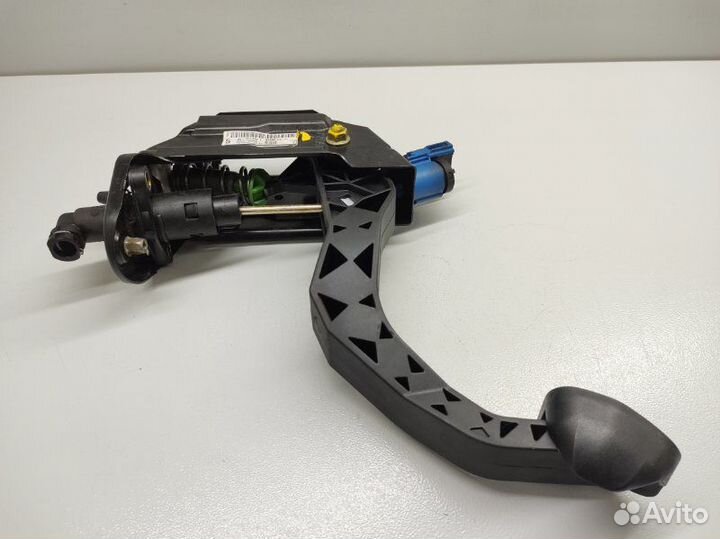 Педаль сцепления Skoda Fabia 6Y2 BBZ 2005