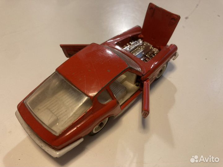 Машинки игрушки металлические