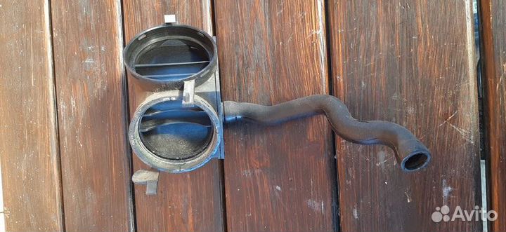 Воздуховод дмрв Mercedes CLK W209